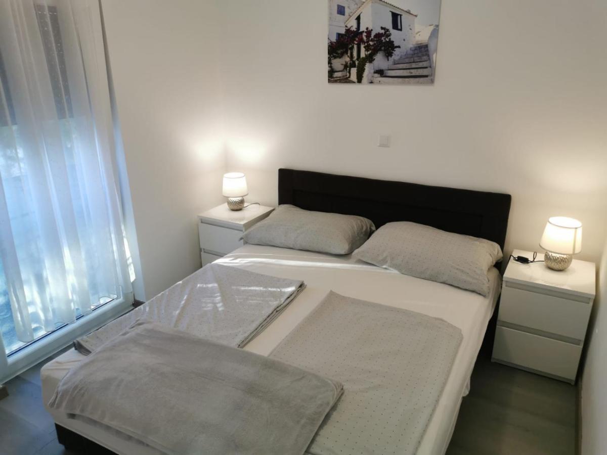 Apartmani Eden Vrsi Mulo Eksteriør billede