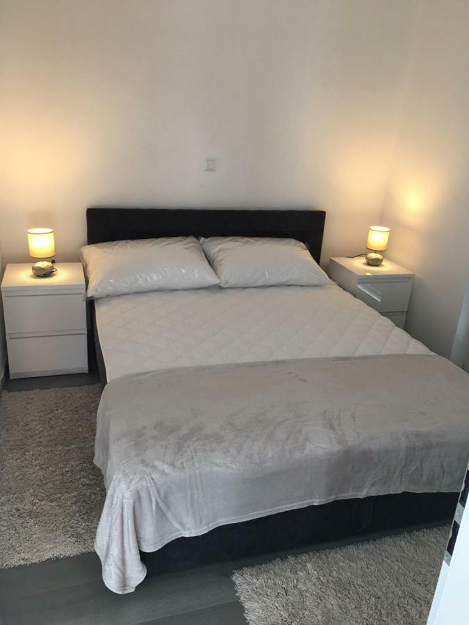 Apartmani Eden Vrsi Mulo Eksteriør billede