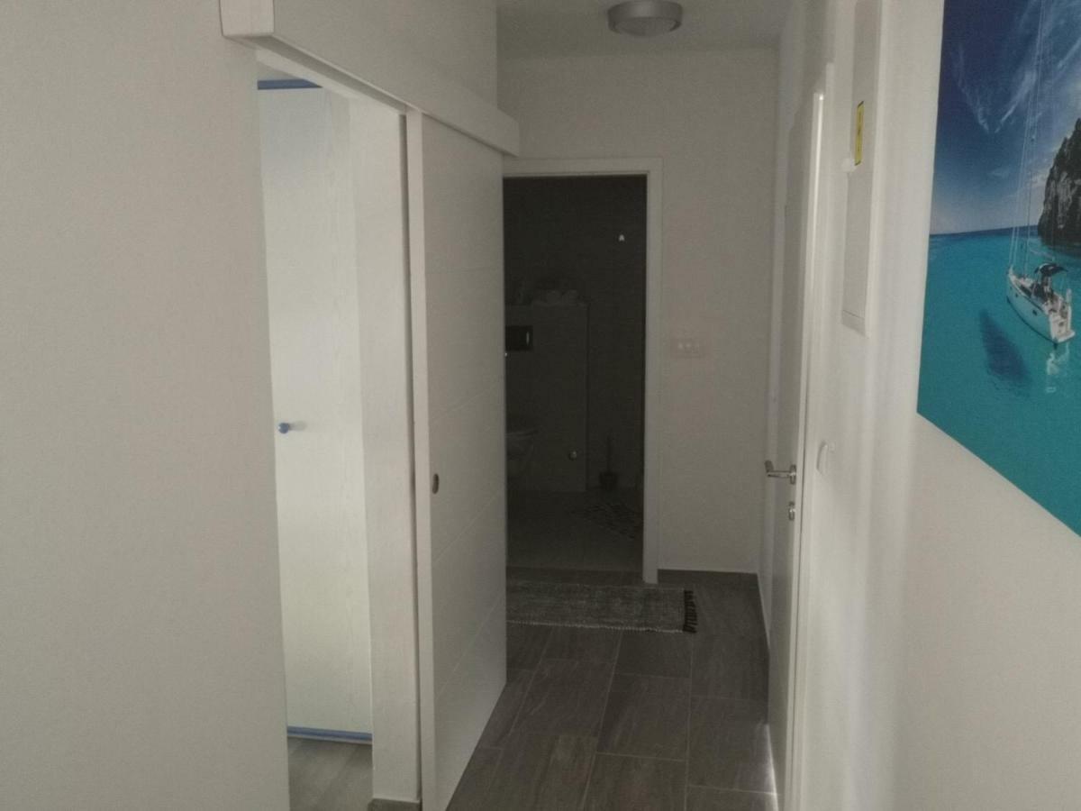 Apartmani Eden Vrsi Mulo Eksteriør billede
