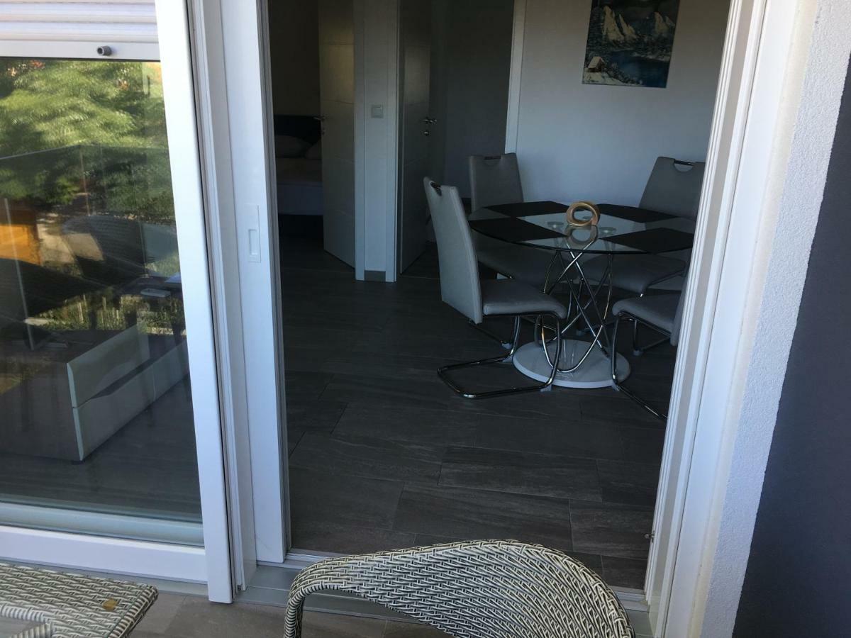 Apartmani Eden Vrsi Mulo Eksteriør billede